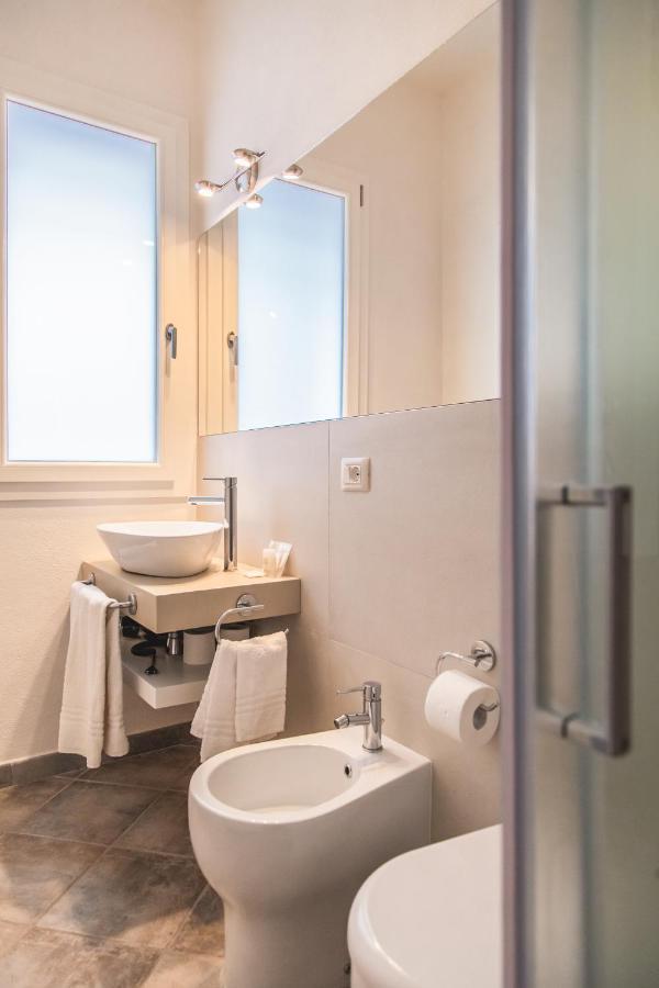 Controvento Bed & Breakfast La Maddalena  Exterior foto