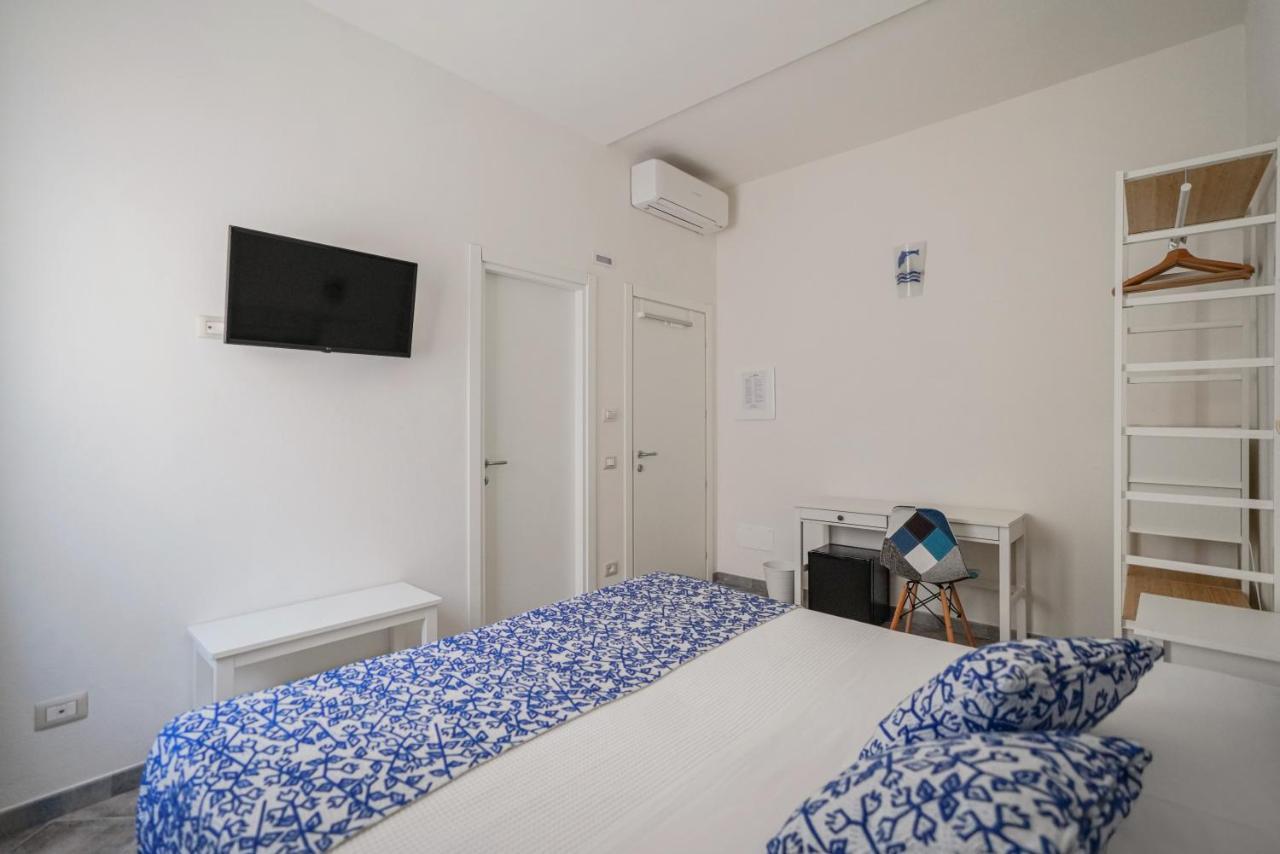 Controvento Bed & Breakfast La Maddalena  Exterior foto