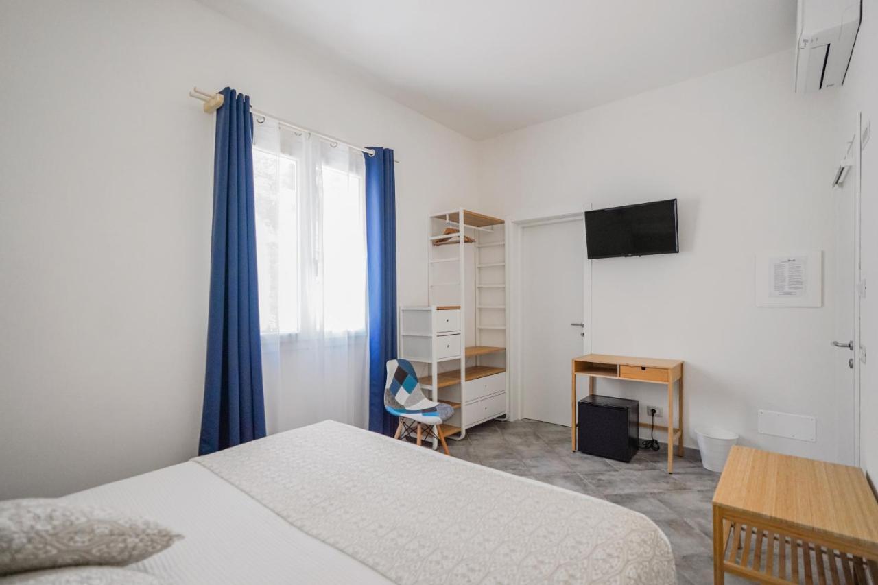 Controvento Bed & Breakfast La Maddalena  Exterior foto